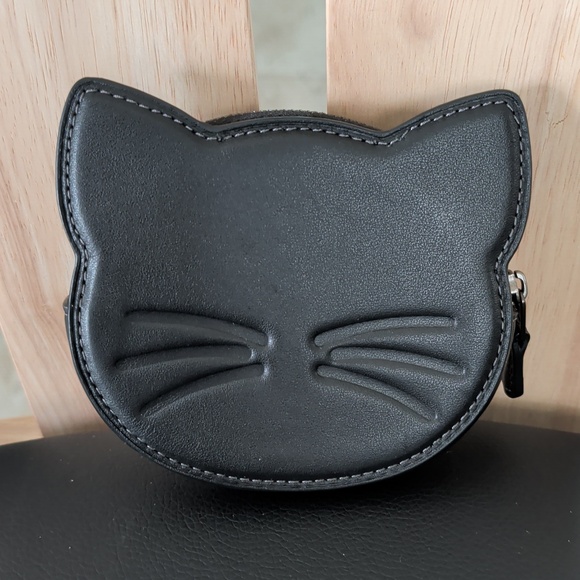 Coach Handbags - Coach Black Cat Leather Zipper Coin Purse (CN003) Used, Excellent Condition